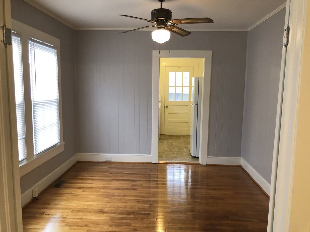 542 E Black St #1 - Photo 3 of 8