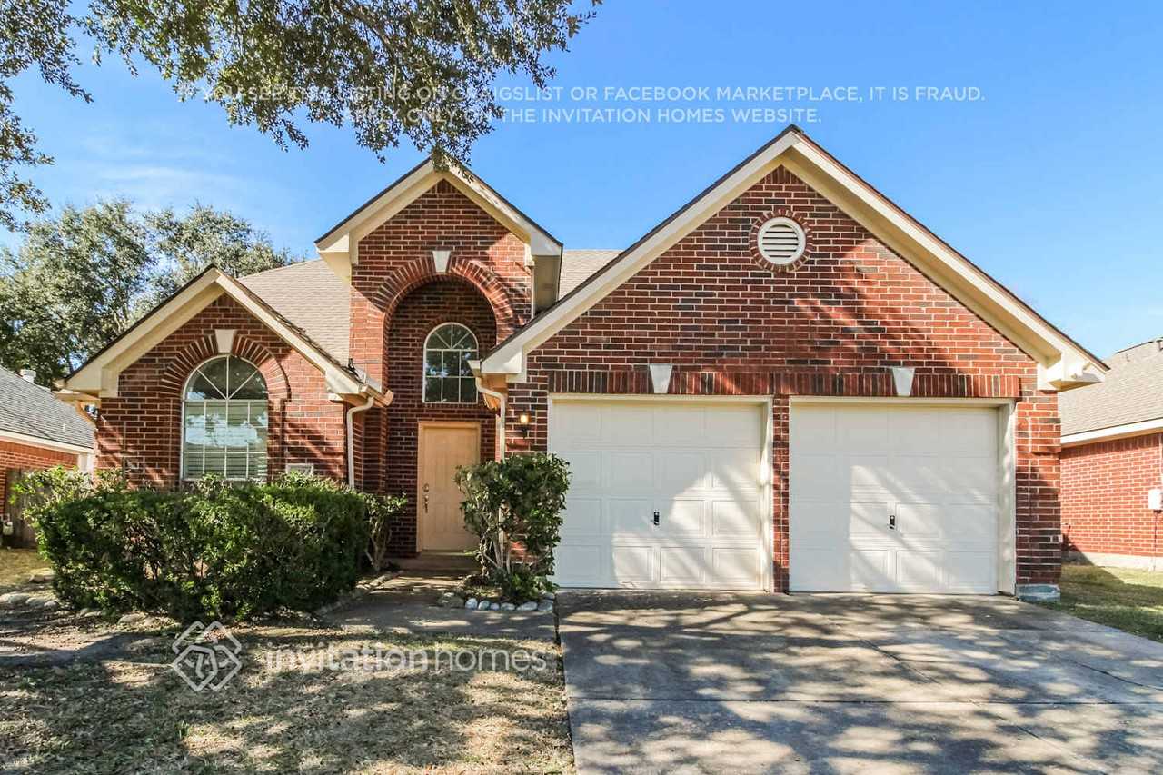 2722 Safe Harbour Cir