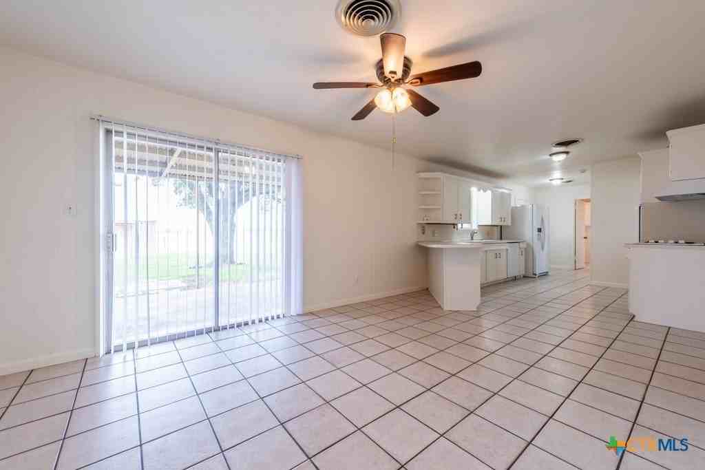 316 S Mulberry Ave - Photo 4 of 27