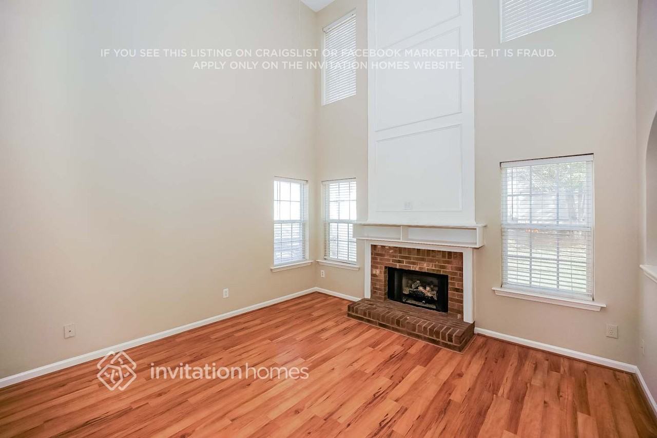 12601 Cedar Crossings Dr - Photo 7 of 18