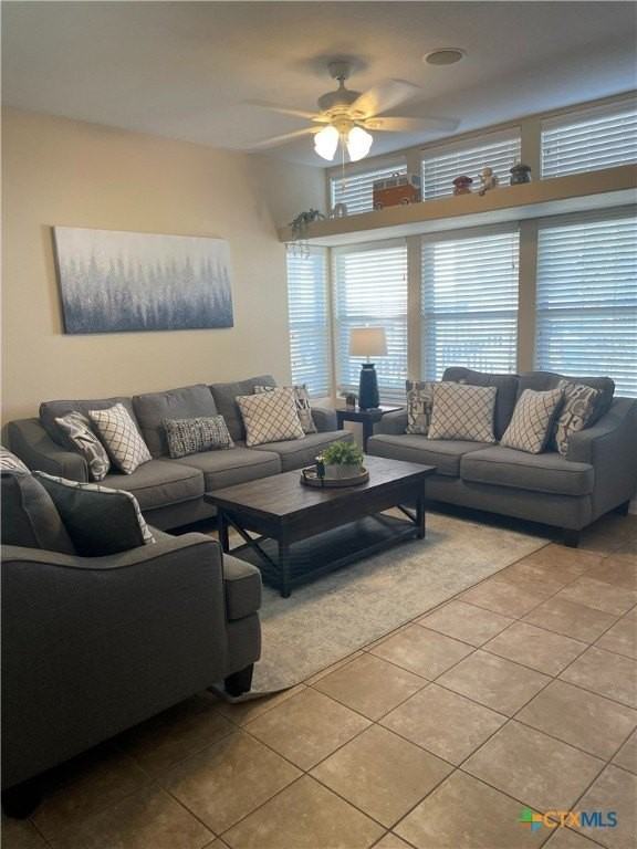 421 Shadowpoint - Photo 6 of 26