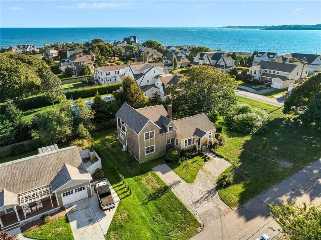 9 White Ter - Photo 2 of 50