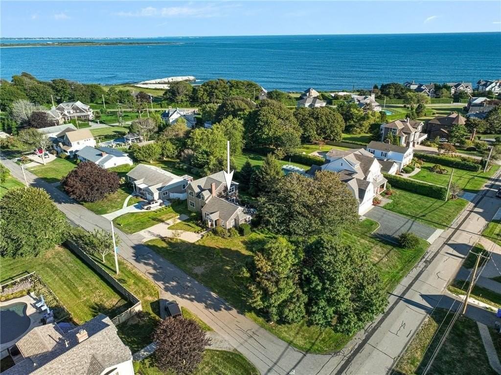 9 White Ter - Photo 3 of 50