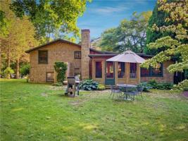 featured image of 95 Wood Ln