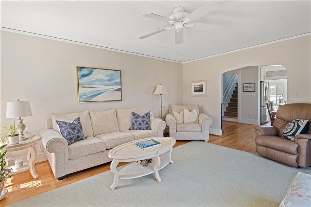 94 Ruggles Ave - Photo 4 of 21