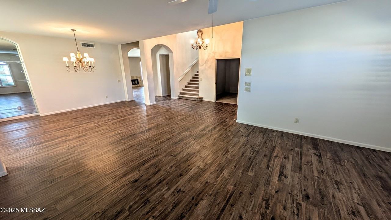 65265 E Canyon Dr - Photo 5 of 22