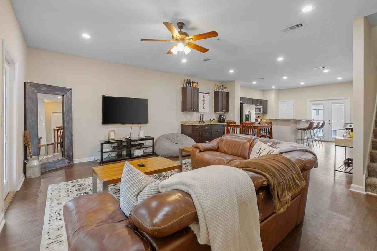 1775 Belle Vue Way Apt 1 #1 - Photo 3 of 14