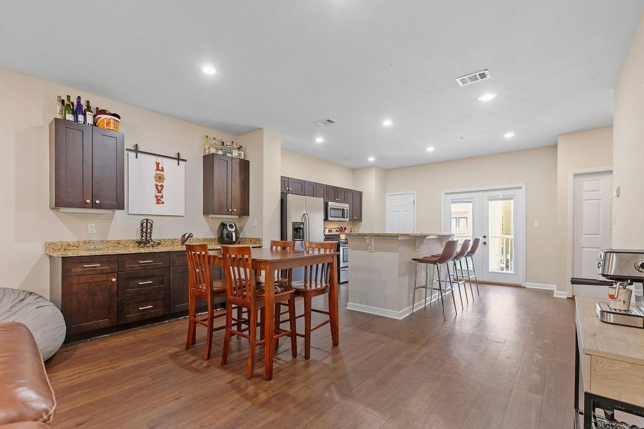 1775 Belle Vue Way Apt 1 #1 - Photo 4 of 14