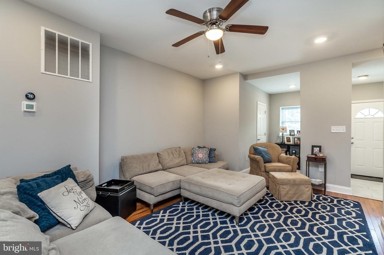 365 Bonsal St - Photo 4 of 36