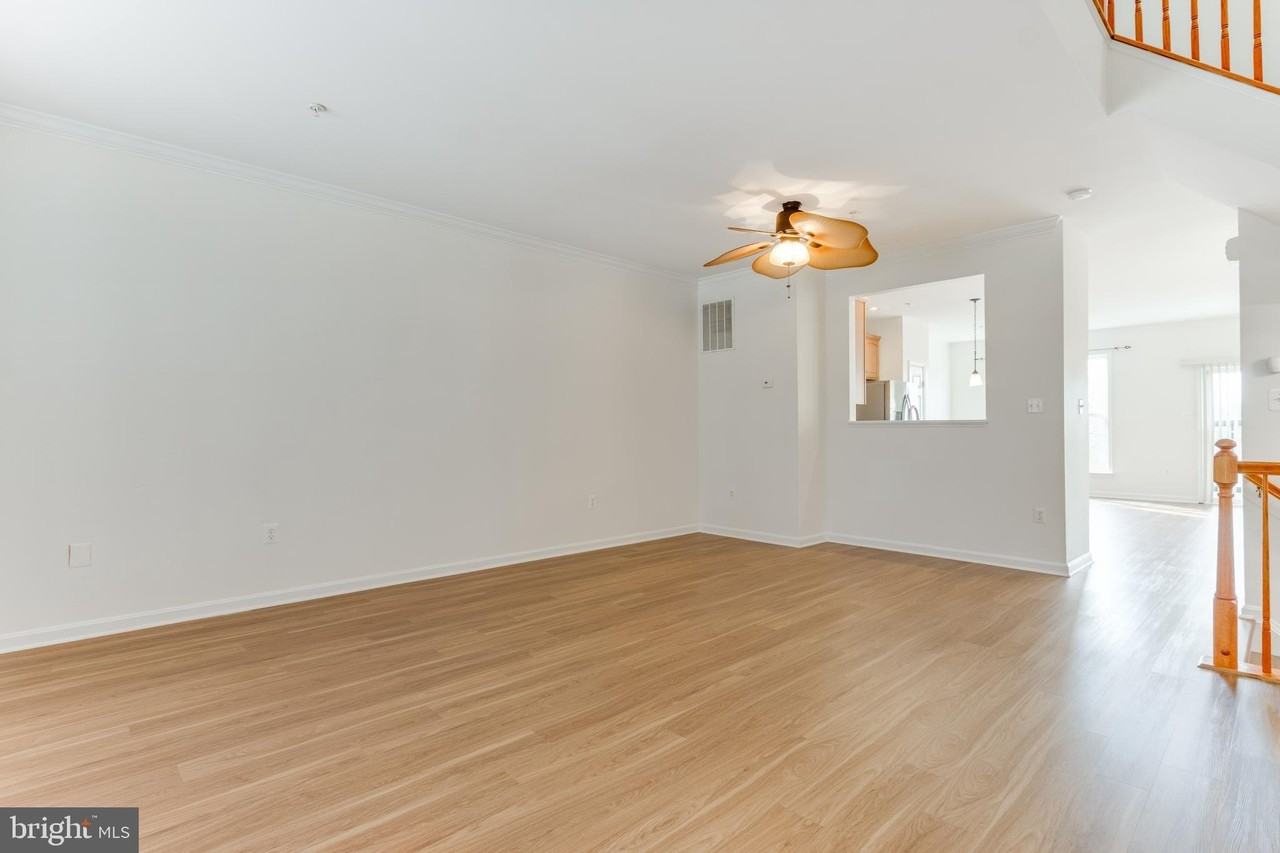 2602 Emerson Dr - Photo 4 of 40