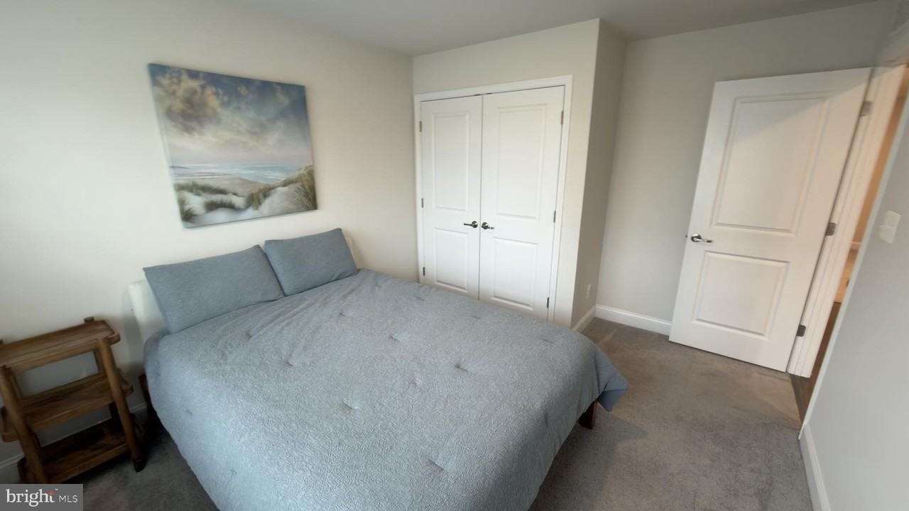 1441 Onnesta Ct - Photo 5 of 25