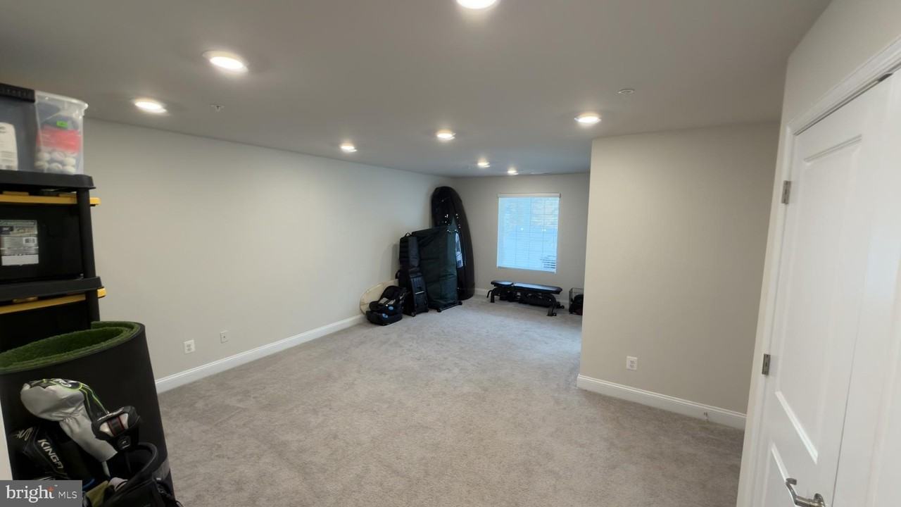 1441 Onnesta Ct - Photo 6 of 25