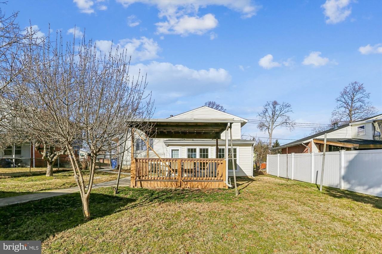 4106 Ferrara Dr - Photo 5 of 23