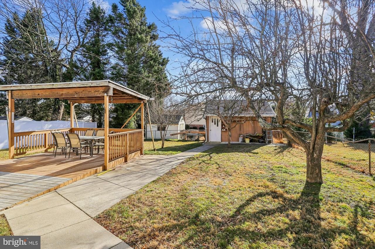 4106 Ferrara Dr - Photo 7 of 23