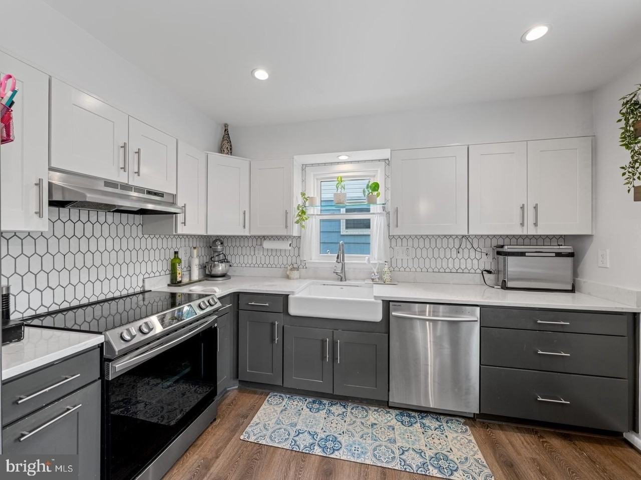 8725 W Fort Foote Ter - Photo 7 of 28