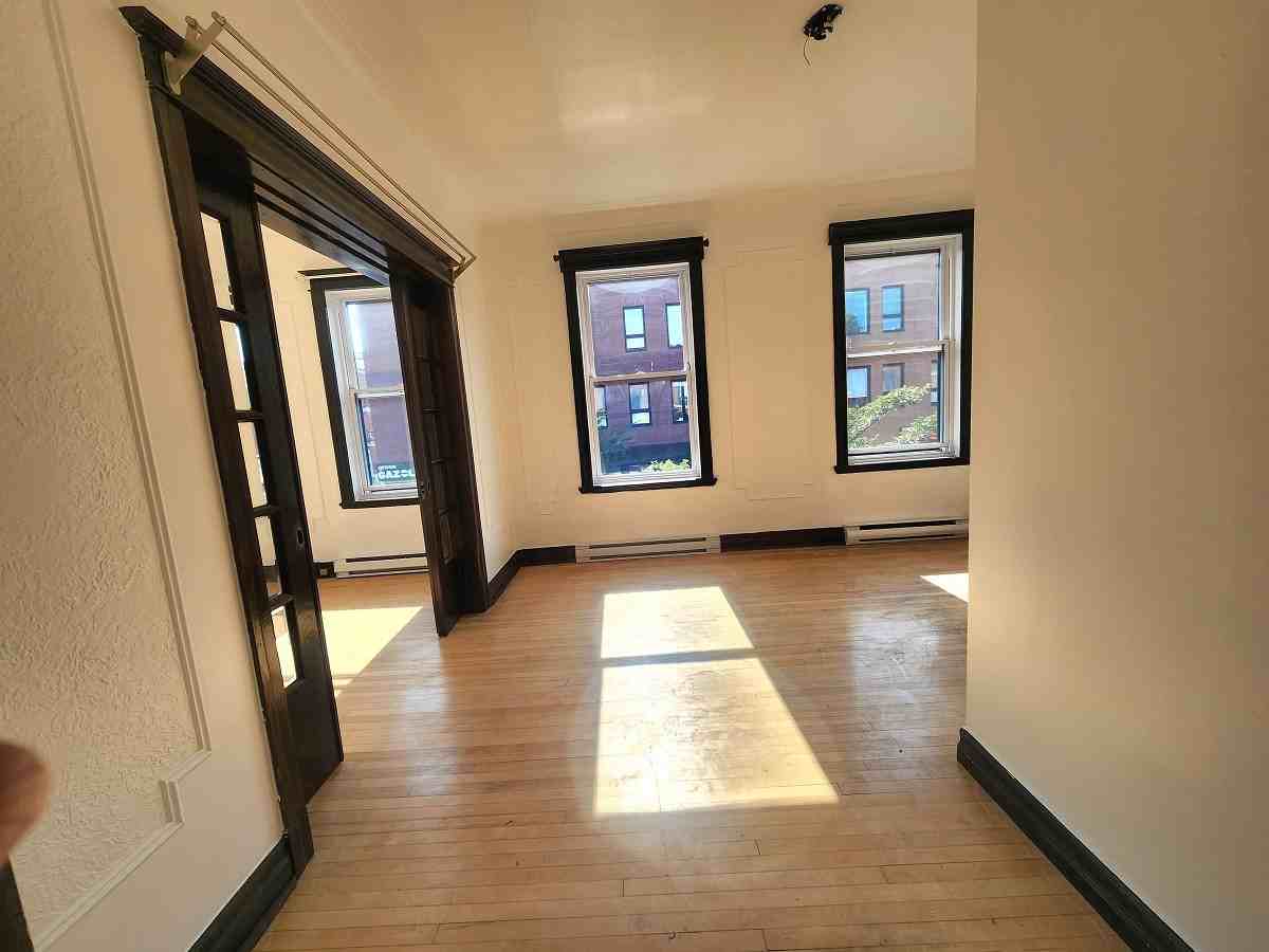 3405 Rue Notre-Dame Ouest - Photo 5 of 19