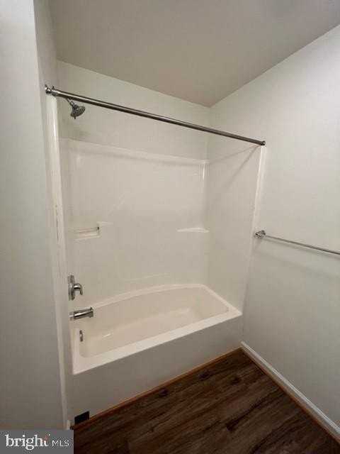 127 S Seneca St - Photo 5 of 11