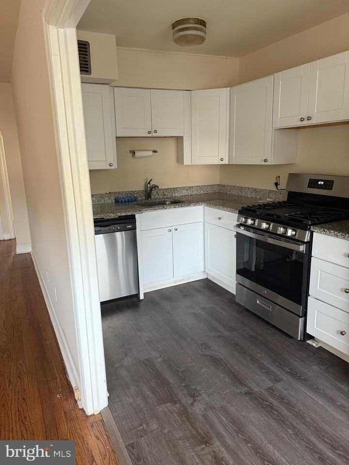 112 Fairfield Ln Unit 1 #1 - Photo 3 of 9