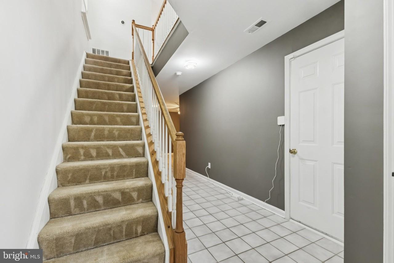 12099 Wallower Way - Photo 2 of 29