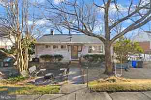 2444 S Culpeper St - Photo 1 of 1