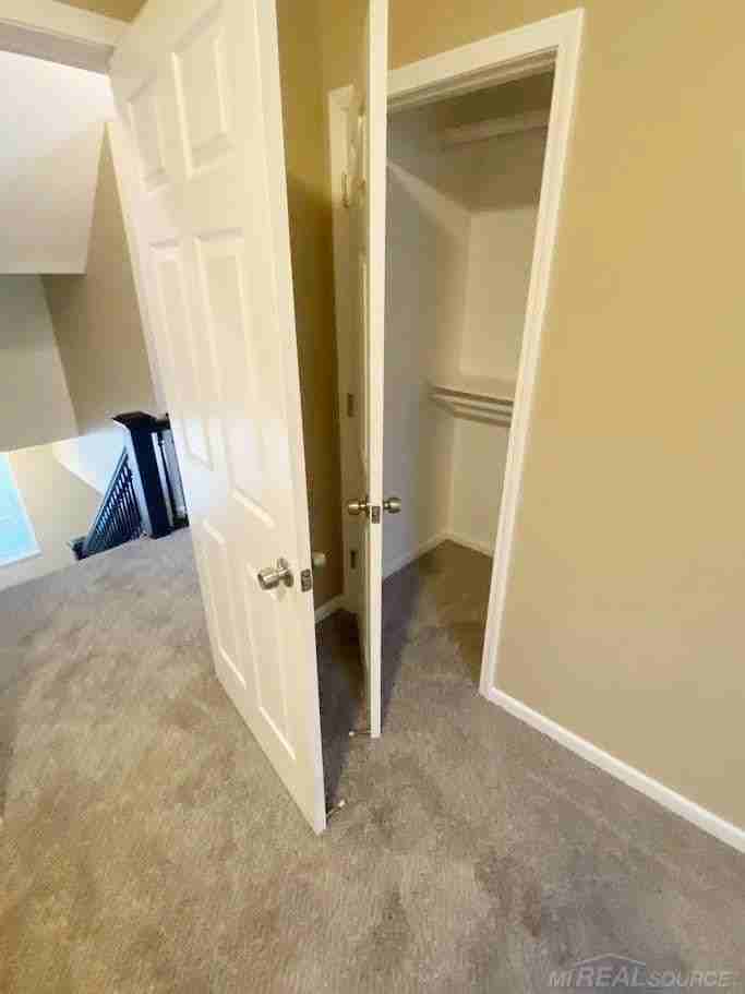 5766 Parker St - Photo 7 of 20