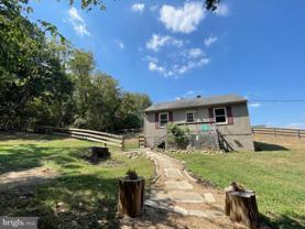 18390 Silcott Springs Rd - Photo 1 of 1