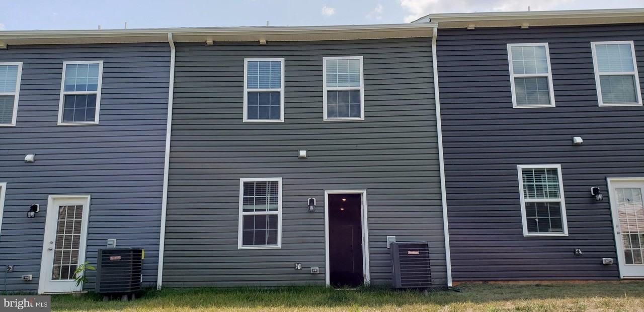 208 Caterpillar Dr - Photo 4 of 27