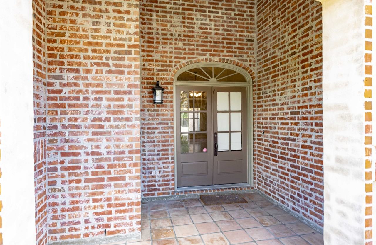 209 Metairie Ct - Photo 3 of 22