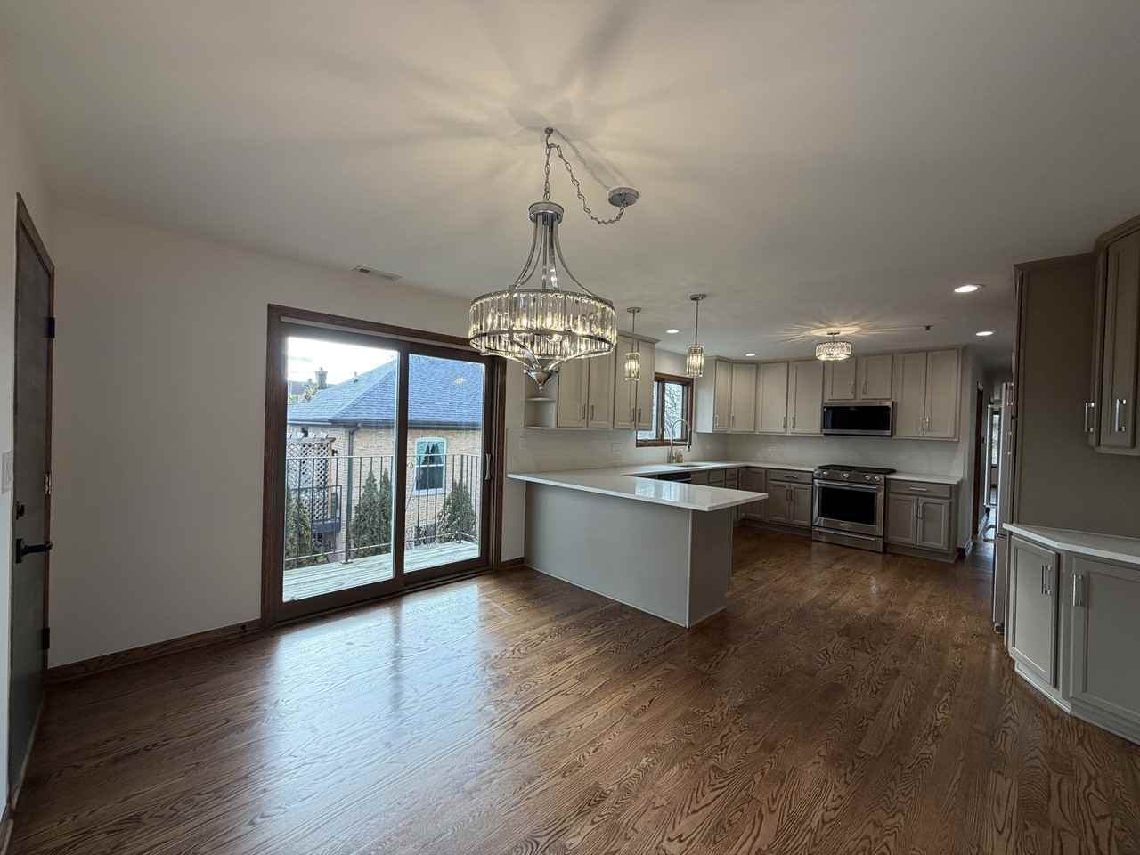 2825 N 73rd Ave Apt 2 - Photo 4 of 20