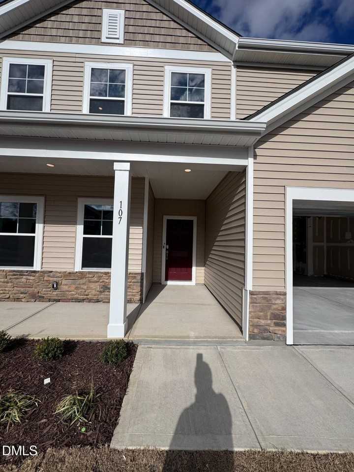 107 Torino Ct - Photo 5 of 47