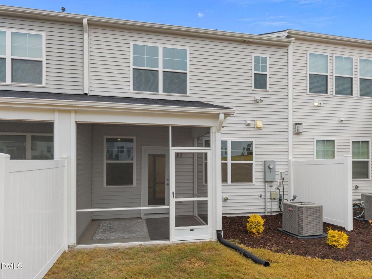 5016 Kota St - Photo 3 of 36