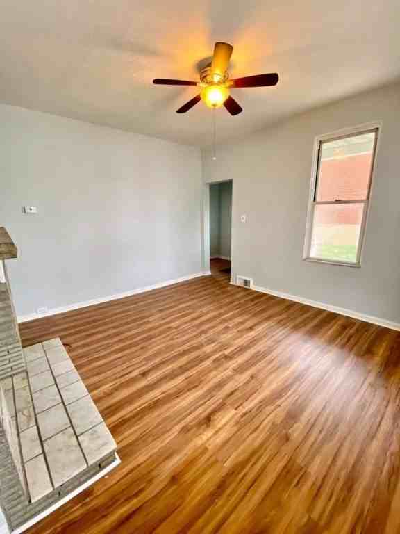 2510 Cleveland St - Photo 5 of 29