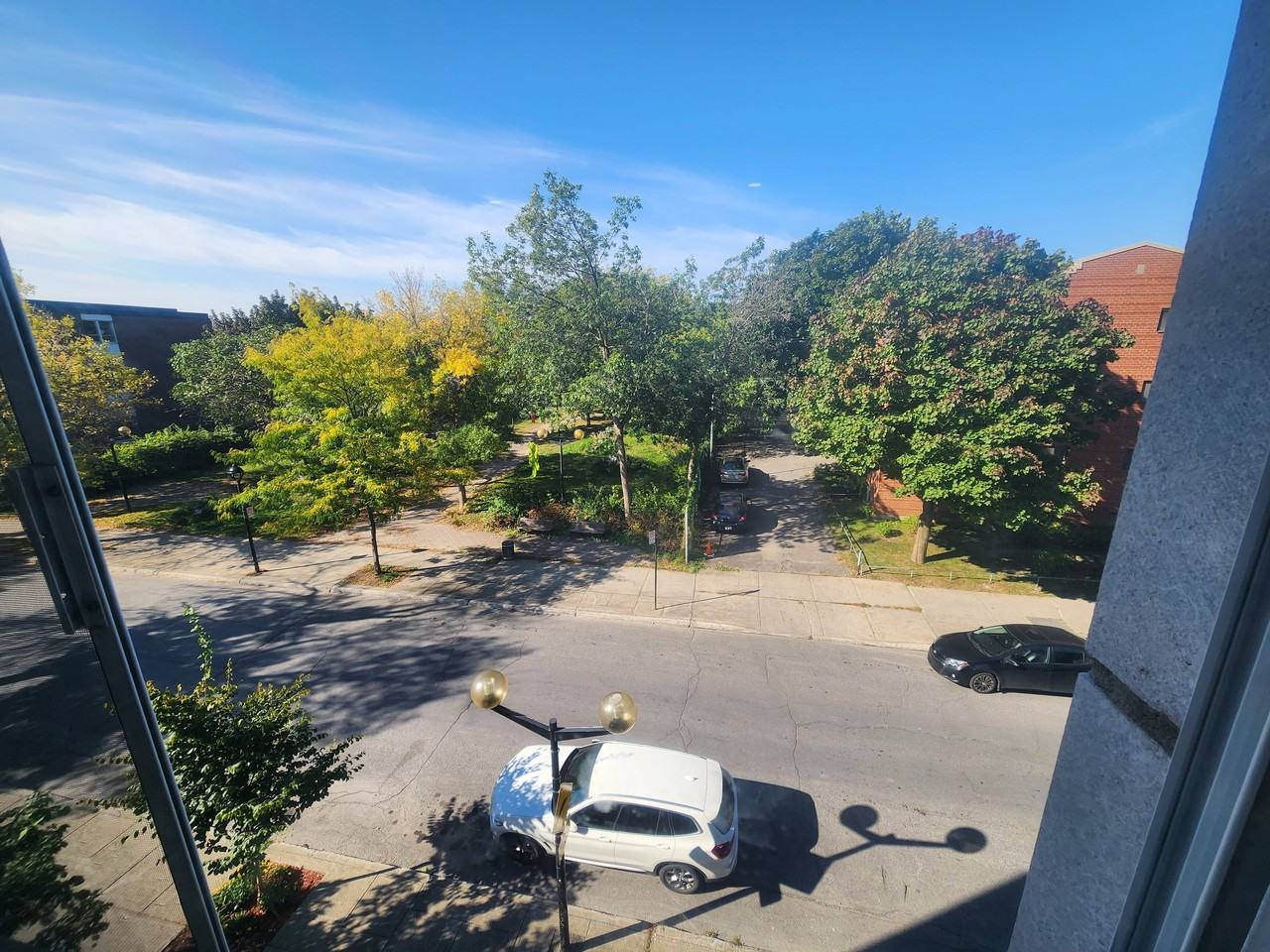 6220 Rue Hamilton #5 - Photo 5 of 15