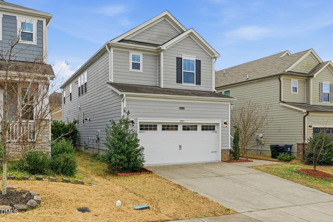 2913 Macbeth Ln - Photo 3 of 50