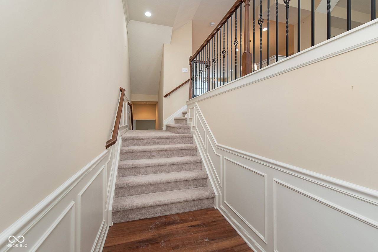 16026 Coleman Dr - Photo 4 of 33