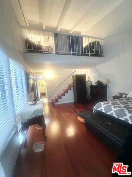 1220 Manning Ave - Photo 3 of 3