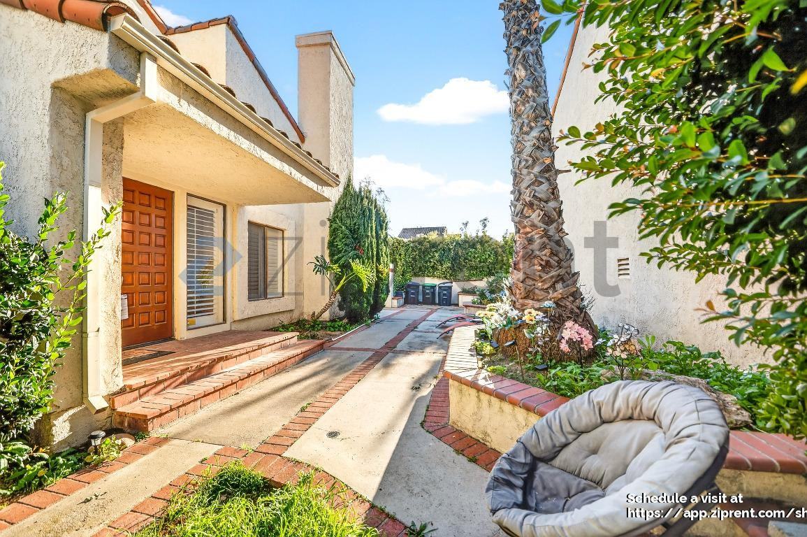 24675 Mendocino Ct - Photo 6 of 33