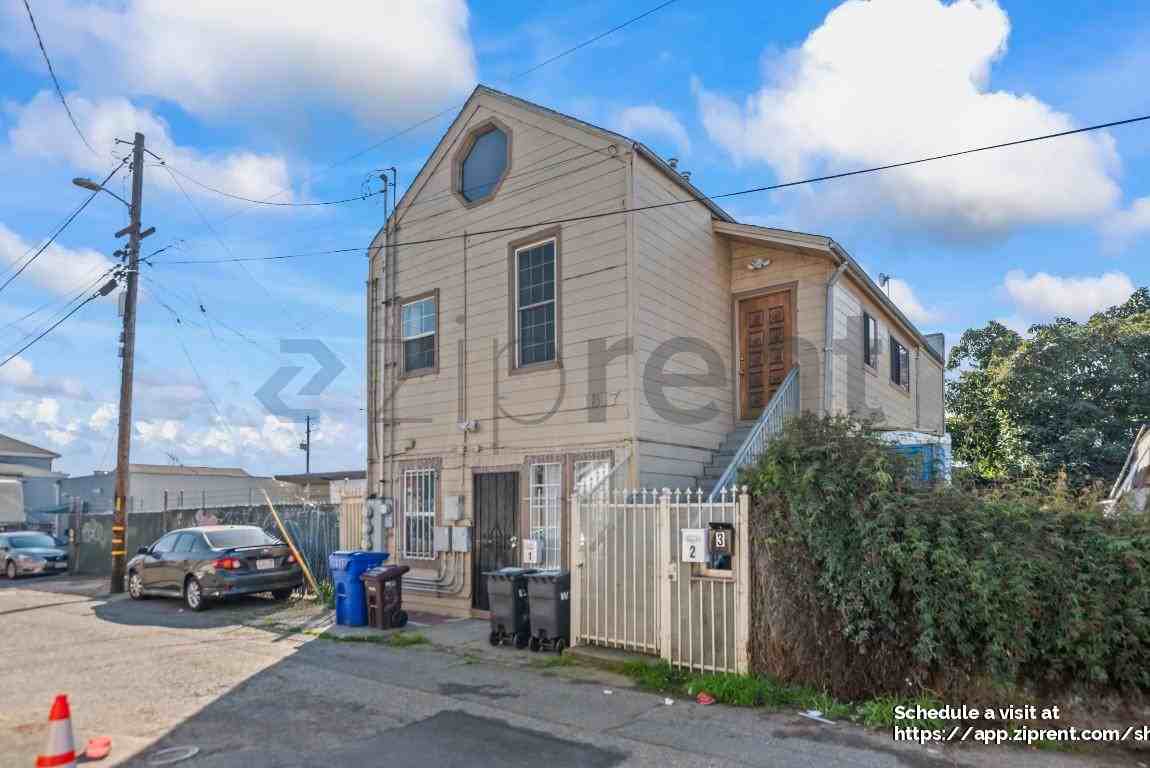 1820 International Blvd #1 - Photo 2 of 18