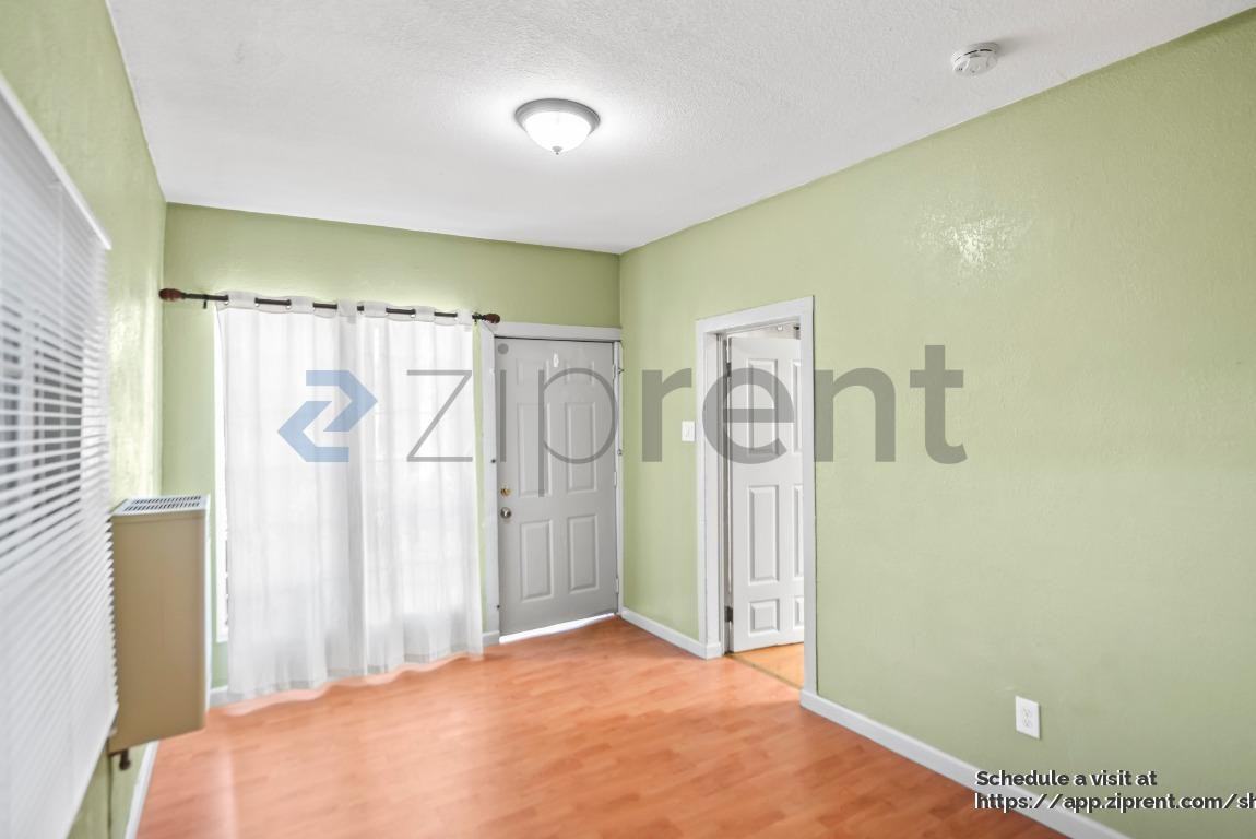 1820 International Blvd #1 - Photo 6 of 18