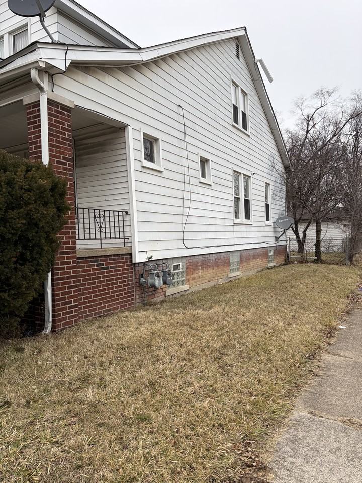 5902 Wayburn St #2 - Photo 2 of 7
