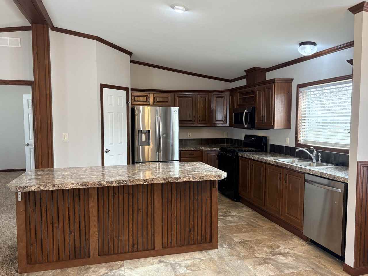 2121 Se Four Seasons Dr #34 - Photo 6 of 17