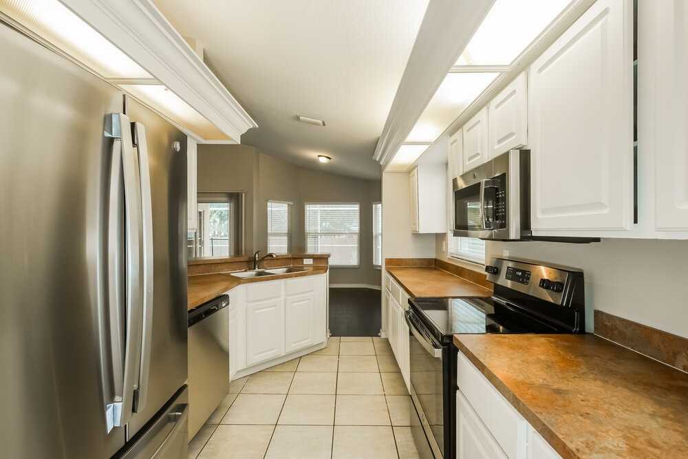 1710 Wakefield Dr - Photo 6 of 16