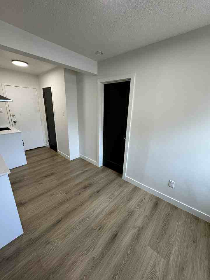 62 Triller Ave - Photo 2 of 12