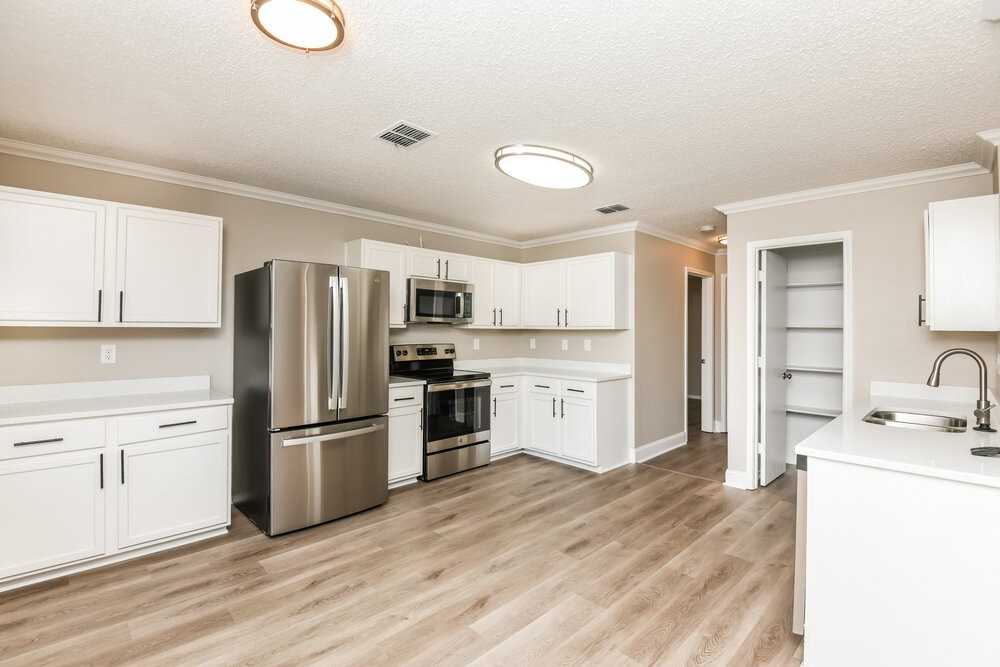 4308 Meadowknoll Dr - Photo 7 of 17