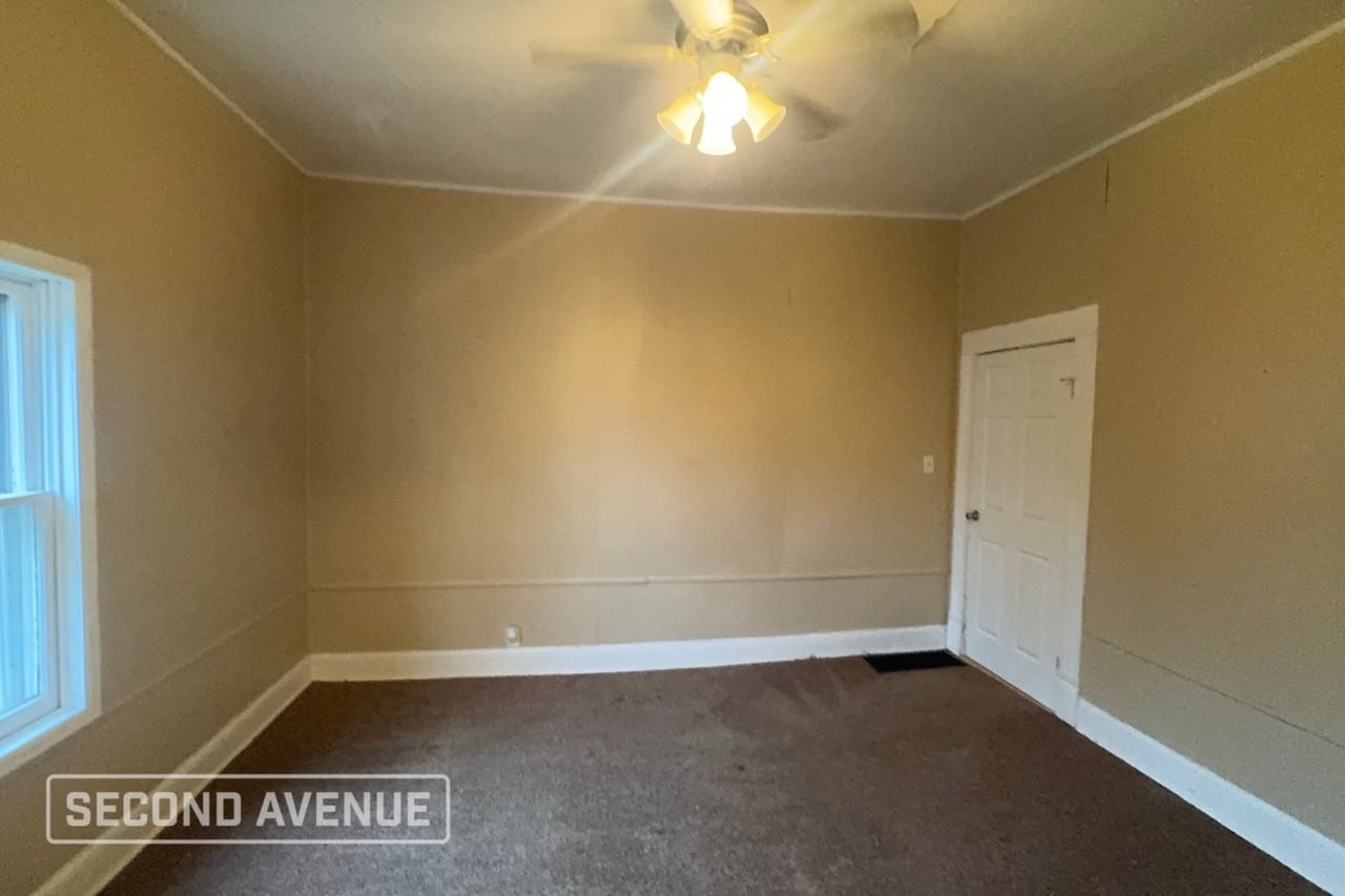 512 Central Ave - Photo 7 of 12