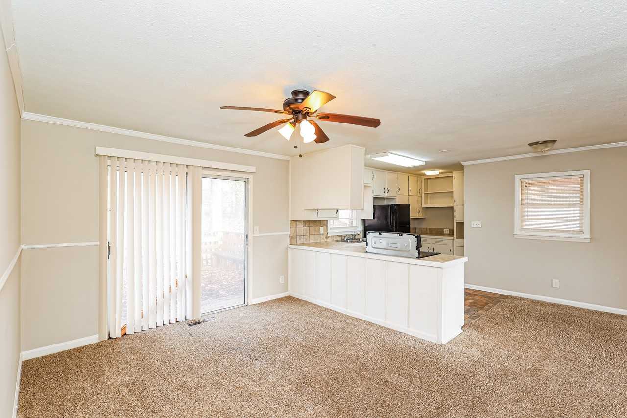 2576 Creston Way - Photo 7 of 15