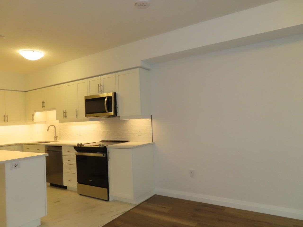 93 Arthur Street South 812 - Photo 7 of 23