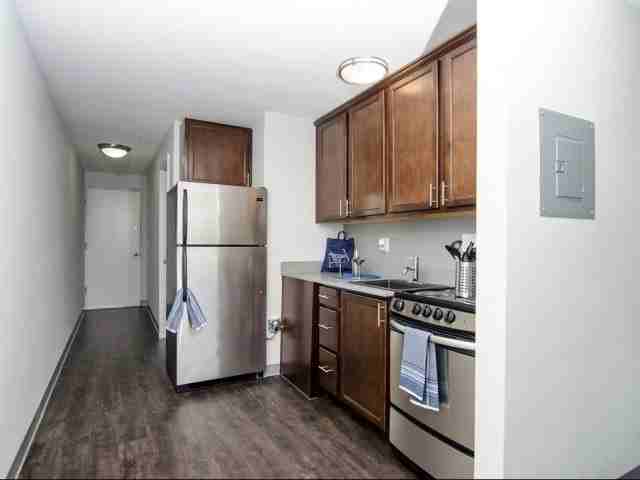 The Edge - Photo 6 of 44