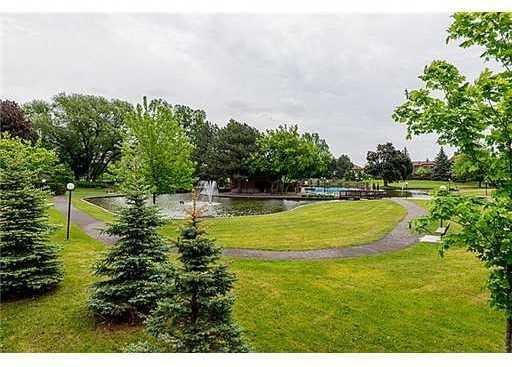 260 Brittany Drive - Photo 3 of 17