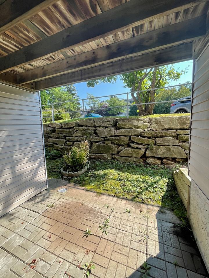 260 Brittany Drive - Photo 6 of 17